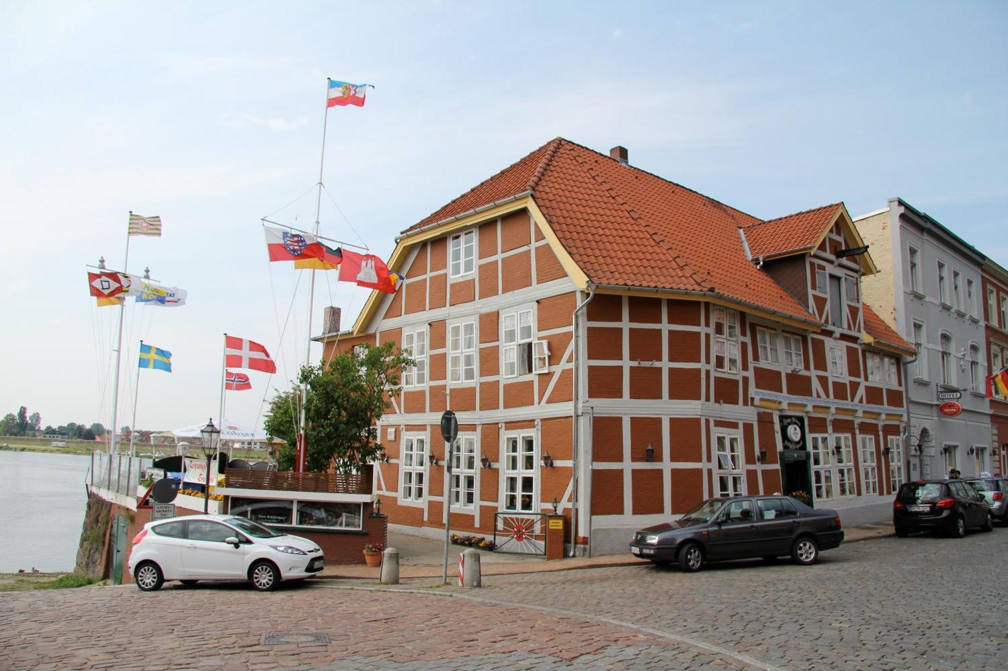 لاونبورغ Zum Alten Schifferhaus المظهر الخارجي الصورة